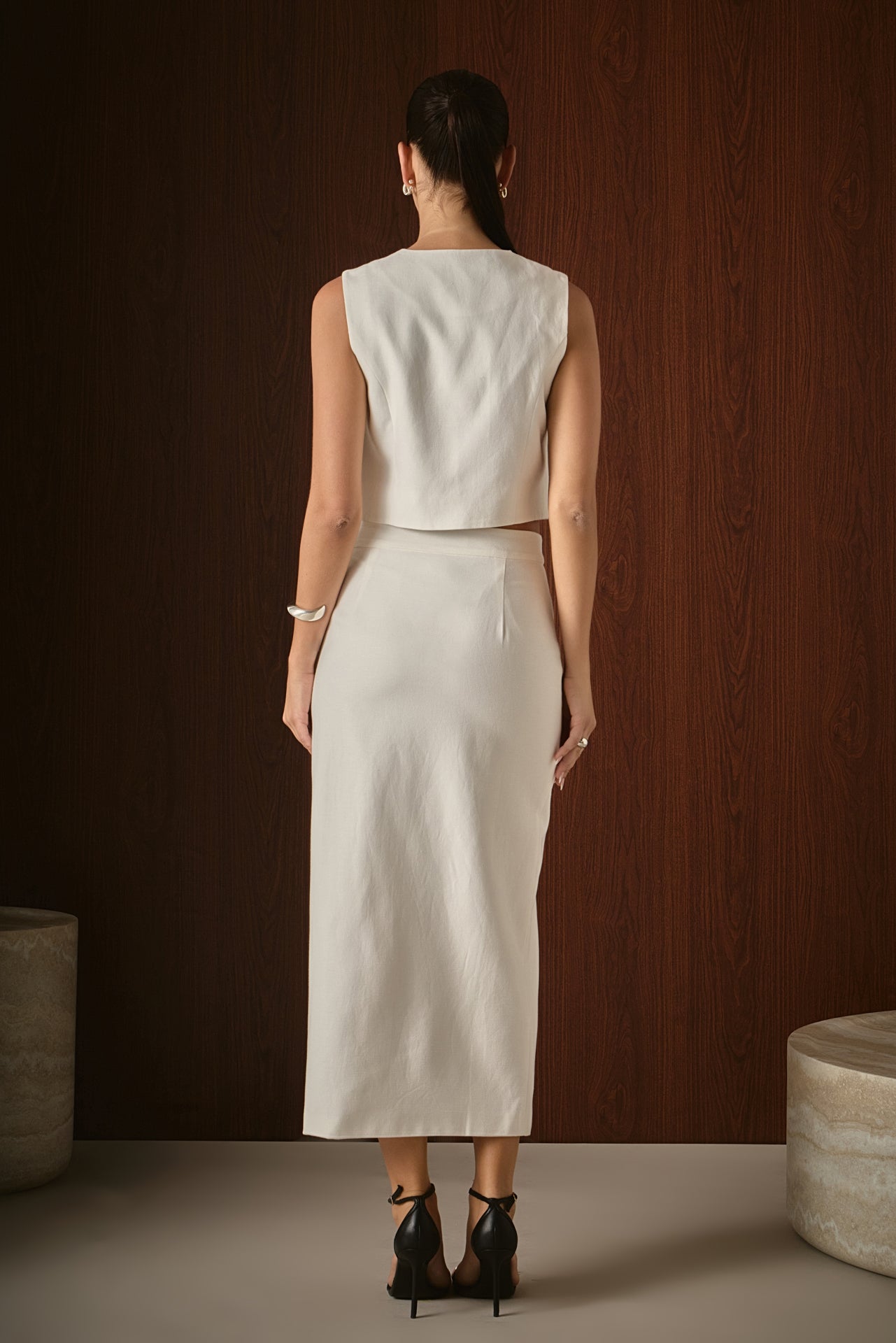 Catherine Scallop Edge Cropped Linen Vest