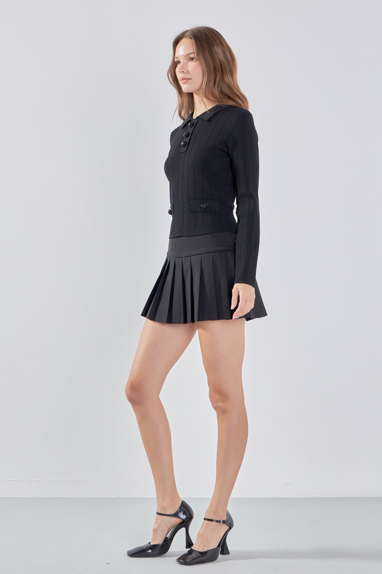 Jewel Buttoned Knit Long Sleeve Top