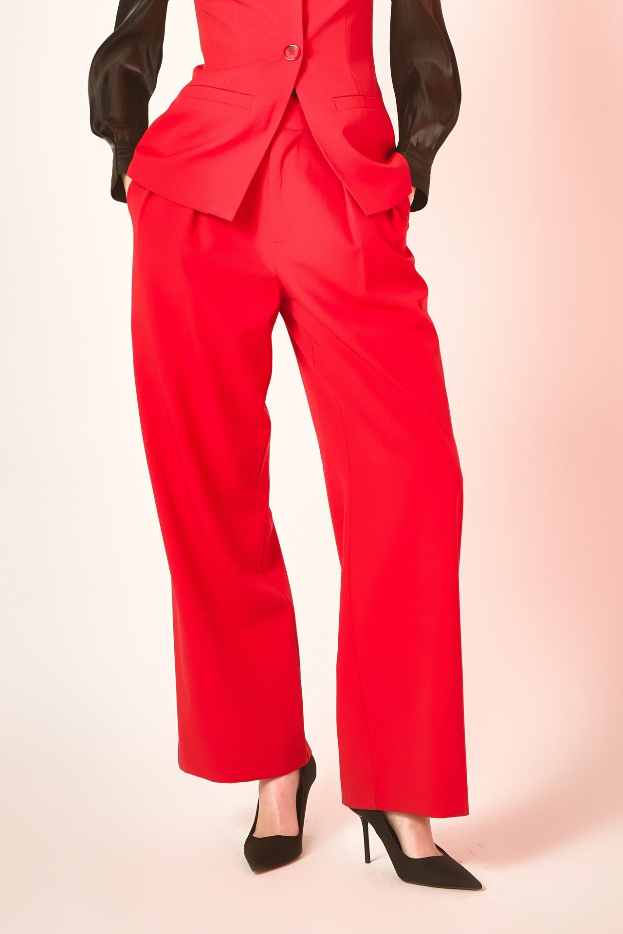 Mid Rise Pleated Wide leg Trousers